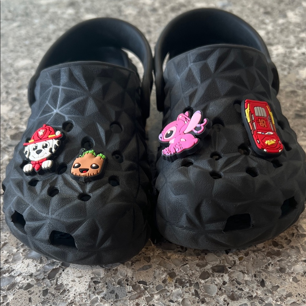 Kids Black Slip-On CROCS with Fun Charms 11T